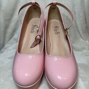 SHEIN Pink Heels Elegant Design